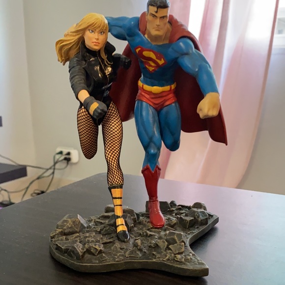 DC Justice League of America Build A Scene Statues - Picture 3 of 13